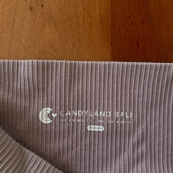 Matching Ribbed Yoga Set in Pale Purple, Size M - Picture 4 of 4